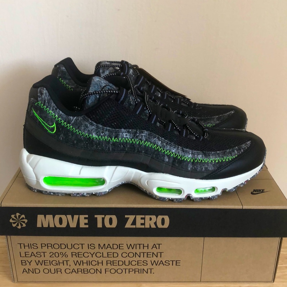 NIKE AIR MAX 95 SNEAKERS - Picture 2 of 9